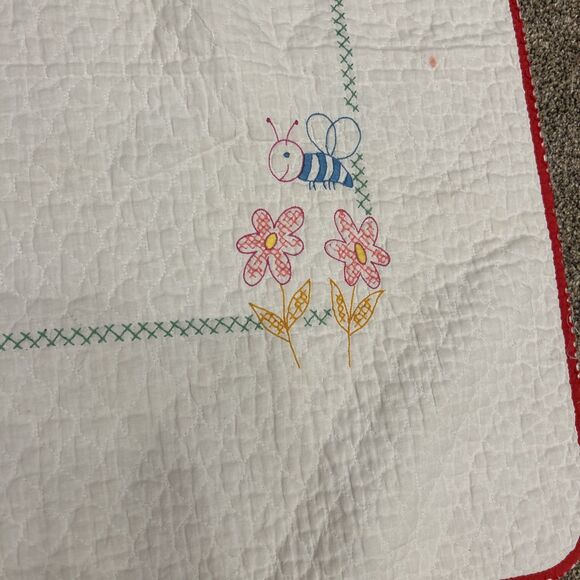 Vintage Baby Quilt Blanket Handmade Embroidered Chip & Dale Store Nuts Mushrooms - Picture 4 of 12